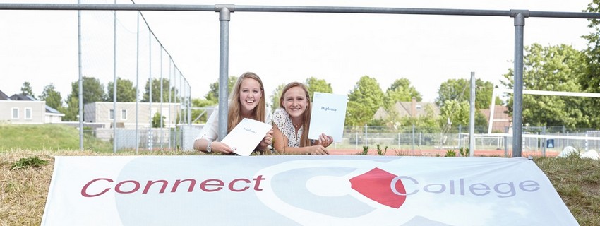 Foto's diploma uitreiking